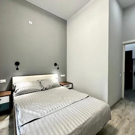 Designers' 1 Bedroom Near Gulliver Apartment Kyiv