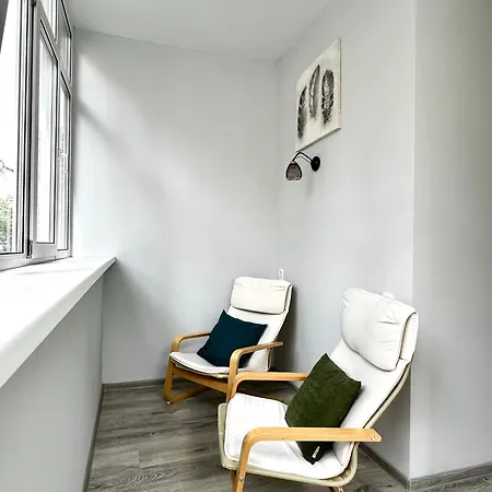 Apartment Designers' 1 Bedroom Near Gulliver Kyiv